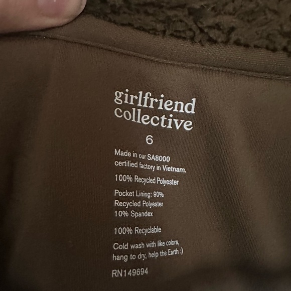 Girlfriend Collective Everyone Half-Zip Fleece - Picture 9 of 9